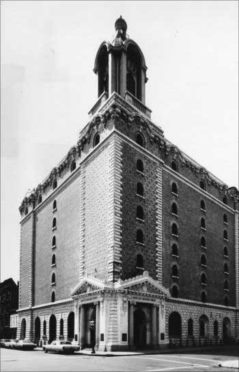 The IBM Systems Manufacturing Div. plant at Gates and Nostrand Avenues, Brooklyn, N.Y., in 1968.