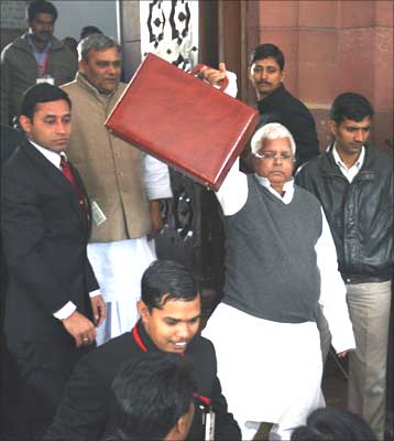 Railway Minister Lalu Prasad Yadav arrives at the parliament to unveil the 2009/10 railway budget in New Delhi. Photograph: B Mathur/Reuters