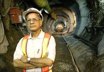 Elattuvalapil Sreedharan, Delhi Metro, CEO