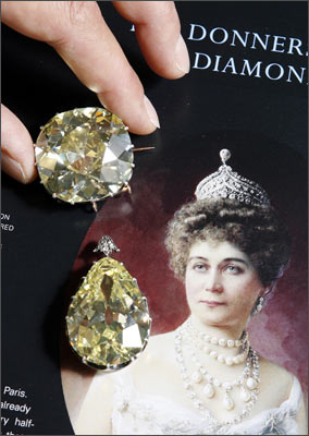 The Donnersmarck diamonds seen next to a portrait of Princess Katherina Henckel von Donnersmarck