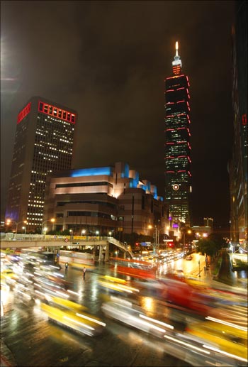 A general view of the financial district in Taipei City. Taiwan has signed a financial service pact with China.