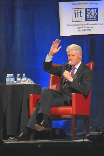 Clinton lauds IITians' role in global development