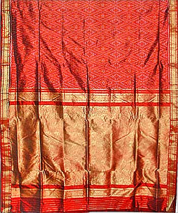 Pochampalli saree.