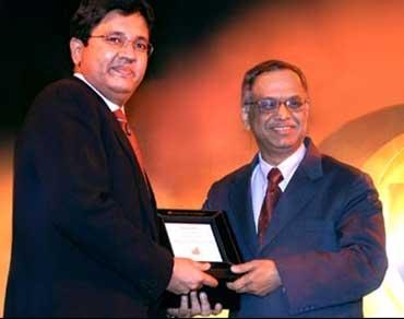 Kalanidhi Maran with Narayana Murthy.