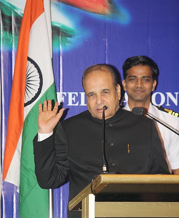 K Sankarnarayanan, Governor of Maharashtra.