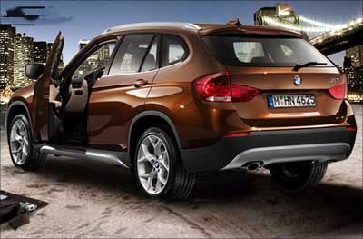 Rear view of BMW X1.