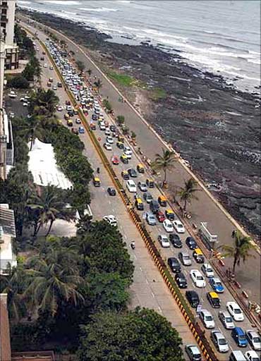 A traffic jam near the sealink in Mumbai. Traffic snarls are a very common sight in Mumbai too, but the metropolis is not in the list of cities surveyed.