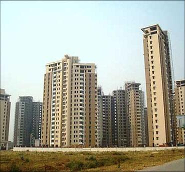 Builders in trouble! Rs 25,000-crore debt payment looms