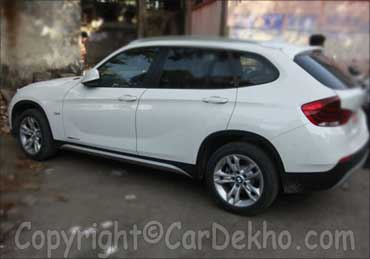 A side view of BMW X1.