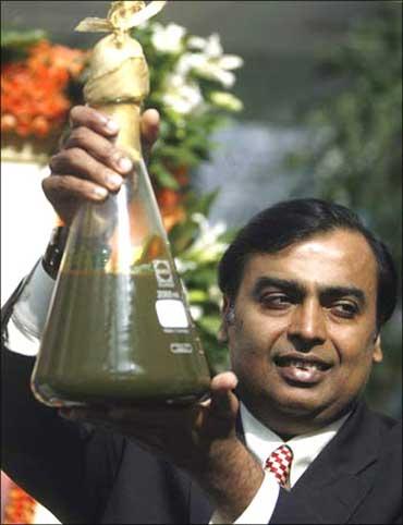 Mukesh Ambani with crude from KG basin.