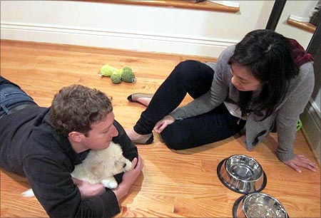 Mark Zuckerberg with Priscilla Chan.