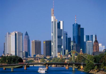 A skyline reveals the economic power of the city.