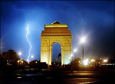 Lightening strikes the India Gate.