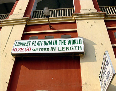 Kharagpur railway platform has a world record.