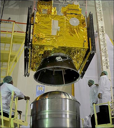 Oceansat-2 integrated PSLVC14.