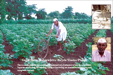 Gopal Bhise with Bicycle Weeder.