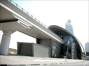 Dubai Metro.