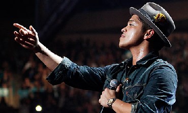 Bruno Mars - top Warner Music export