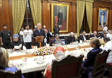 Belgium's King Albert II delivers a speech before an official dinner at the Rashtrapati Bhavan.