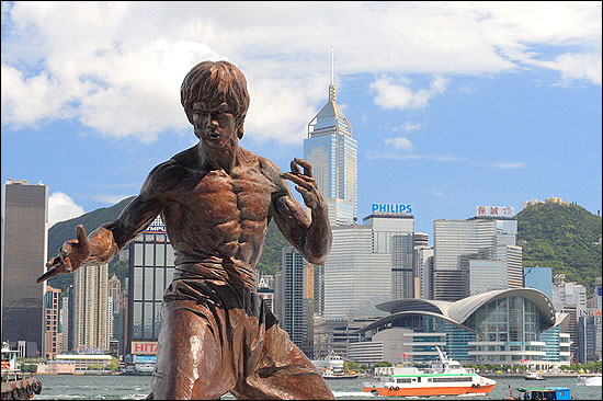 A statue of Bruce Lee on the Avenue of Stars, a tribute to the city's martial arts.