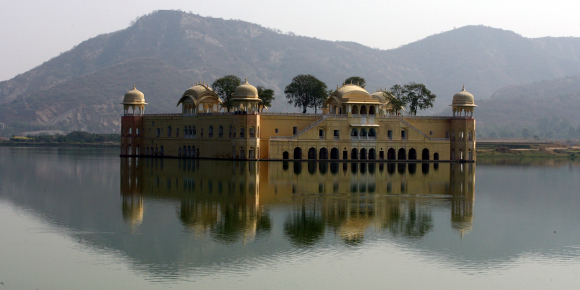 A view of the Jal Mahal Jaipur, Rajasthan