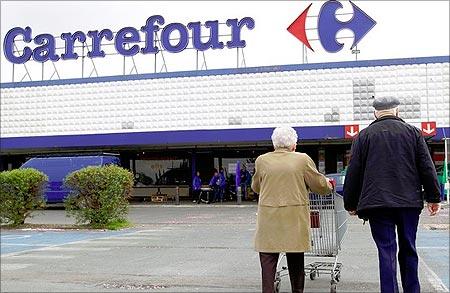 A Carrefour outlet.