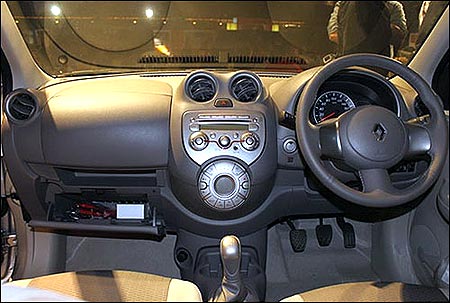 Renault Pulse interior.