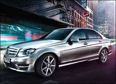 Side-view of the new C-Class.