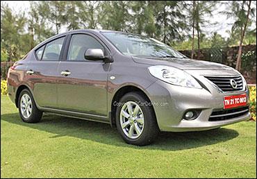 Nissan Sunny.