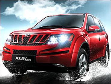 Mahindra XUV500.