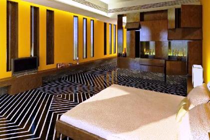 A luxury suite in Devi Ratn.