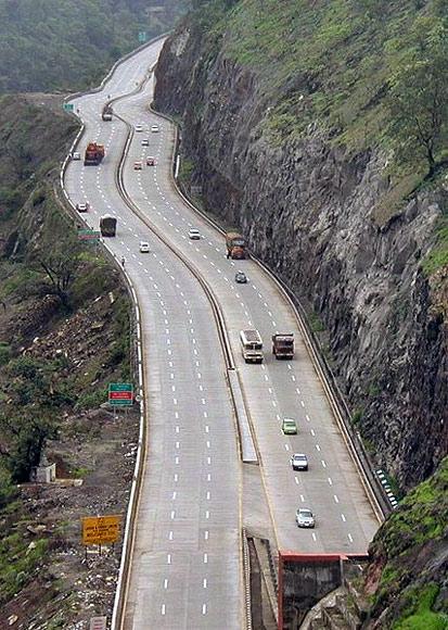 Mumbai-Pune Expressway 