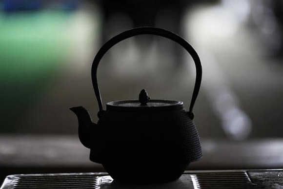 Harvard, IIT graduates are tea sellers too