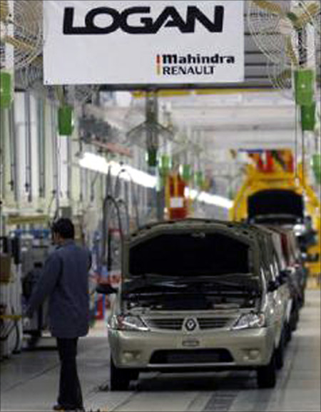 Mahindra continued with the Logan name and logo till the end of 2010.