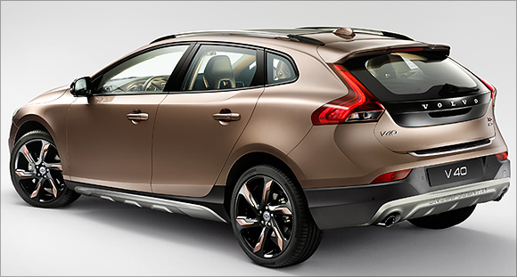 Volvo launches V40 Cross Country at Rs 28.5 lakh Rediff