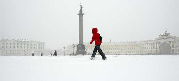 A view of Dvortshovaya Square (Palace Square) in central St Petersburg, Russia.