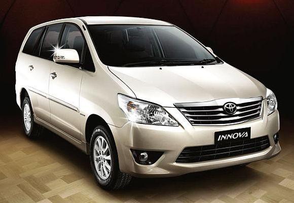 Toyota Innova.