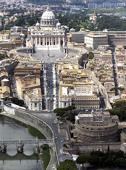 An aerial view of St. Peter's square in Rome.