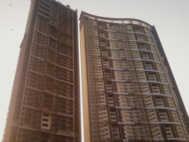 Lodha Bellissimo is a High Rise Residential Project located off N M Joshi Marg, Mahalaxmi, Mumbai.