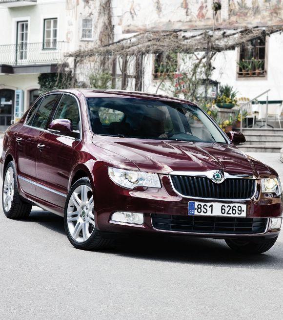 Skoda Superb.