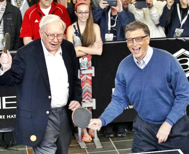 Warren Buffett with Bill Gates.