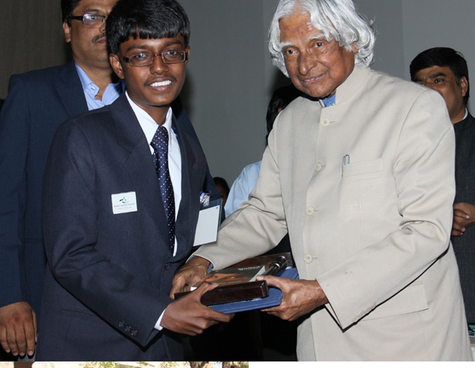 Former President Kalam felicitates Adithyaa.