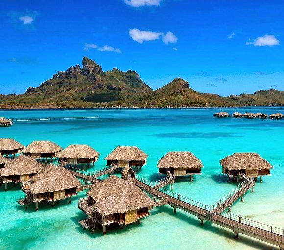 Four Seasons Resort Bora-Bora.