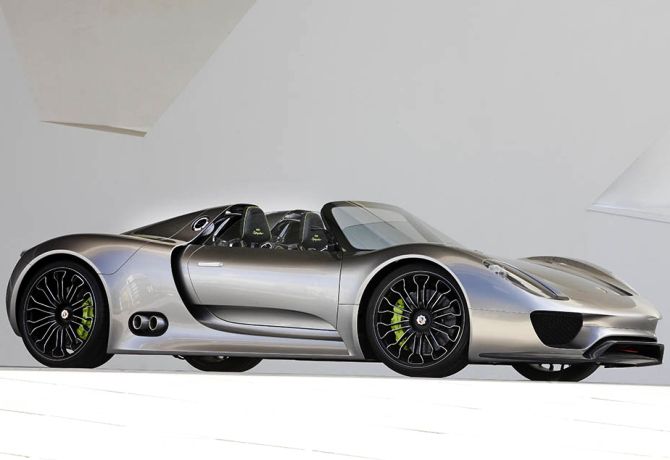 Porsche 918 Spyder Concept.