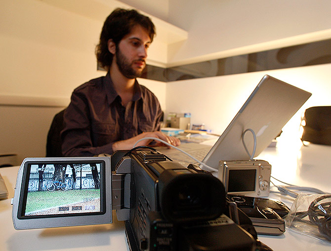 Ignacio Jardon edits a video he took in Buenos Aires.