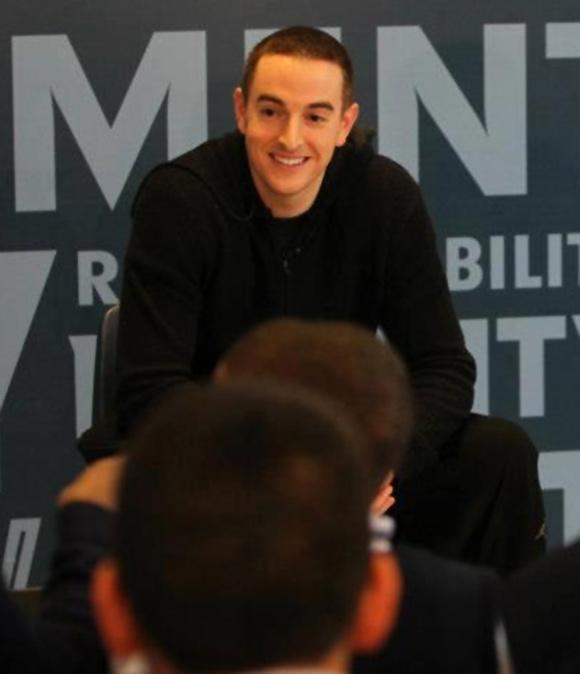 Robert Pera.