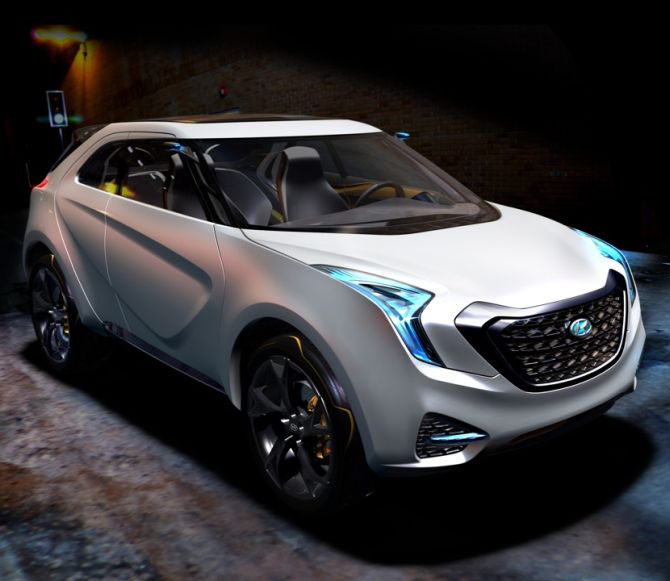 Hyundai Curb concept. The Hyundai ix25 draws design influences from the company's Curb concept that made its debut at the 2011 Detroit Auto Show.