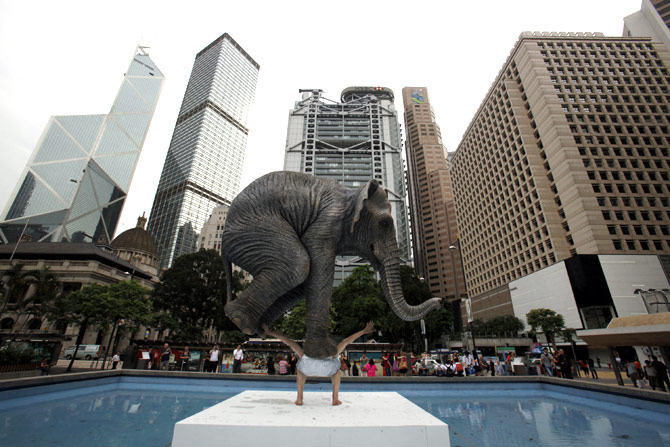 A five-metre-high (16 ft) sculpture Pentateuque by contemporary French artist Fabien Merelle is displayed in Statue Square at Hong Kong's financial Central district.
