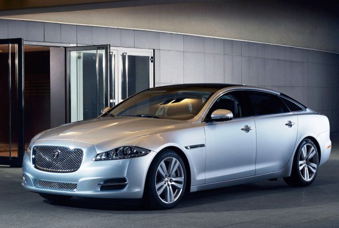 Made In India Jaguar Xj Launched At Rs 93 24 Lakh Rediff