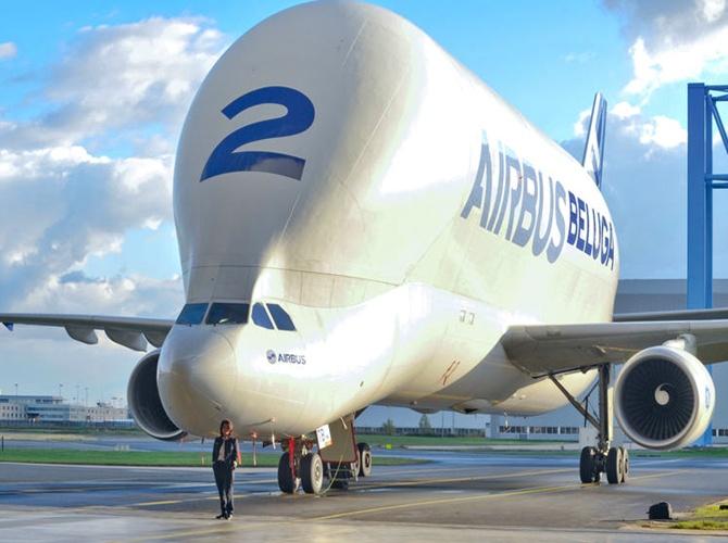 second biggest cargo plane in the world